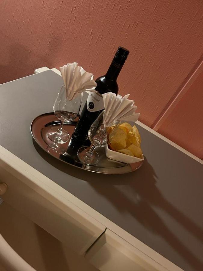 Hotel Edirol Vouvry Экстерьер фото
